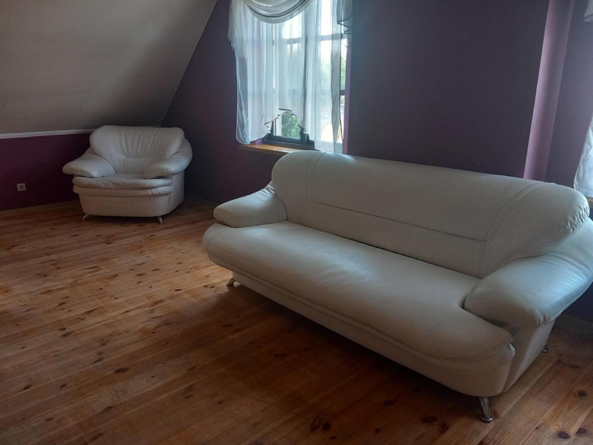 Hotel Dobry Klimat à Uniejów Extérieur photo